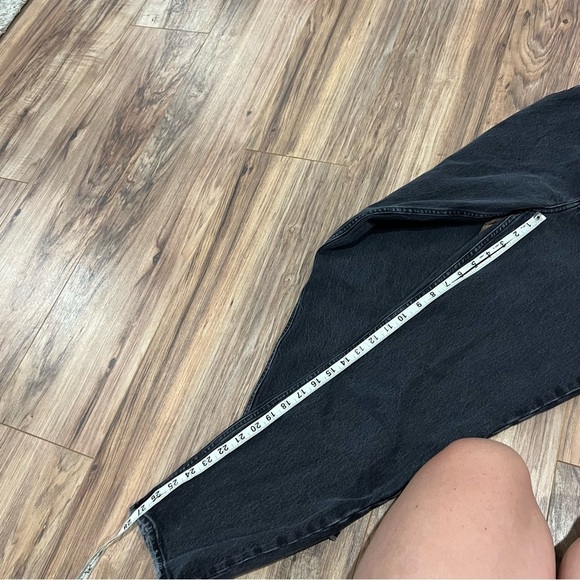 Abercrombie & Fitch Ultra High Rise 90s Straight Jean - Picture 8 of 10